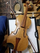 Geige mit Bogen und Bogenharz Husson