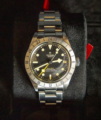 Tudor black bay pro - tudor,