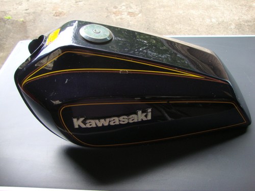 Kawasaki 650 tank - kawasaki, incl