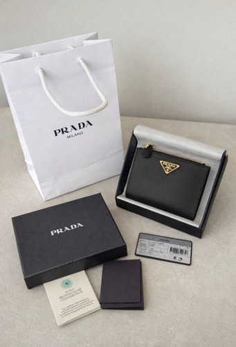 Prada wallet neu unbenutzt - prada,