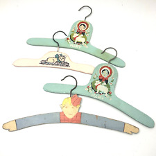 Antike Holz Kleiderbügel Baby