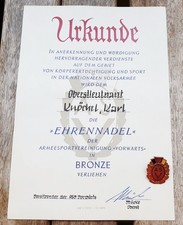 original DDR "Ehrennadel