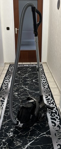 Gebrauchter staubsauger - gebrauchter,