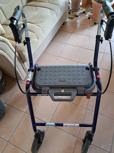 Neuwertiger rollator dolomite - neuwertiger,