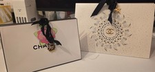 chanel Geschenkboxen mit charm