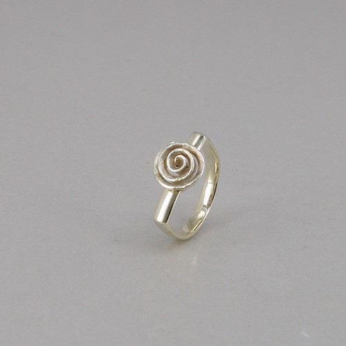 Extravaganter ring 585 14k - in, 585/14k