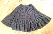 Handgefertigter gehäkelter Strickrock, aus Seide und Mohairgarn, Größe UK Medium