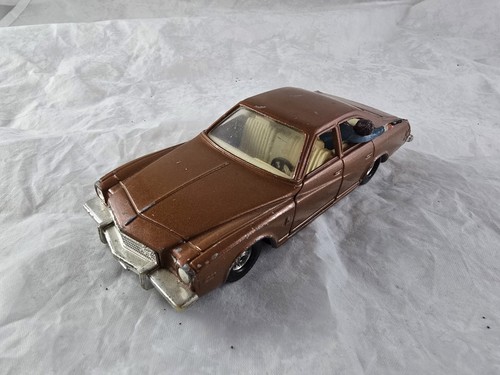 Vintage corgi 290 - kojak, buick