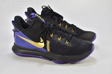 Nike Lebron Herren Sportschuhe