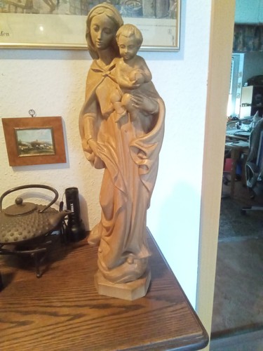 Madonna mit kind geschnitzt - madonna.,
