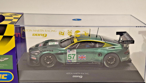 Aston martin racing - martin, dbr9
