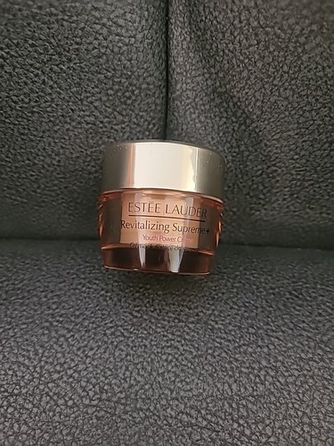 Estée lauder revitalizing - lauder,