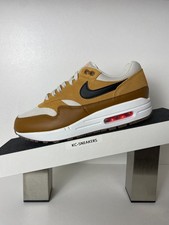 NIKE AIR MAX 1 ESSENTIAL