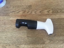 Tupperware. Korkenzieher/Küchenhelfer weiß/ schwarz.