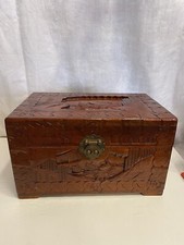 China Glückskiste Holztruhe Handgeschnitzt 18x19,5x30,5