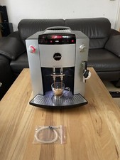 Jura F70 Kaffeevollautomat mit Profi-Auto-Cappuccinatore