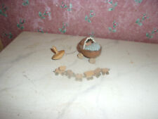 Nostalgie-Spielzeug-Kinderzimmer-Spielzeugladen-Puppenhaus-Puppenstube