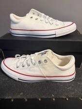 Size 9 -Converse Chuck Taylor