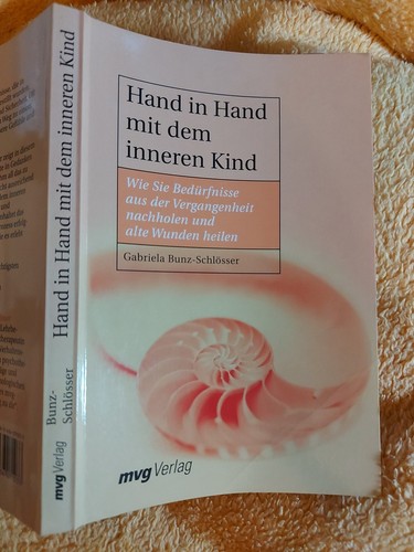 Hand mit - in,