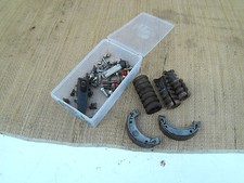 Kleinteile Ersatzteile Bremsbeläge Tankgummis Yamaha Neos 50 MBK Ovetto 5AD 