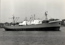 Foto Frachtschiff im Hafen -