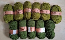 11 Stück grüne Wolle von 3 Pagen