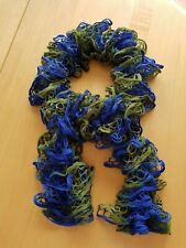 Rüschenschal Handarbeit aus Rüschenwolle gestrickt Blau/Grün