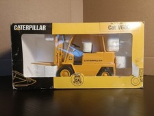 Joal 215 Caterpillar V60C