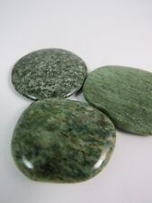 Jade flacher Handschmeichler - Jade aus Russland