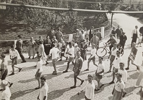 Umzug aufmarsch festumzug - aufmarsch,