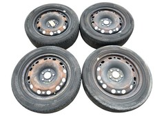 Skoda Fabia II / 5J / Stahlfelgen Sommerreifen 195/55R15 6Q0601027M