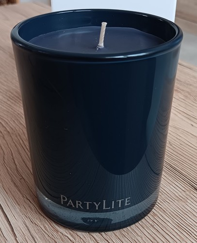 Partylite dwg escential - partylite,