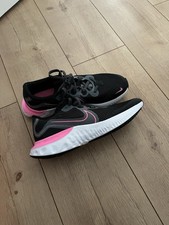 Nike Renew Run (GS) Sneaker