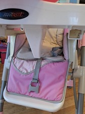 kinderstuhl mit tisch