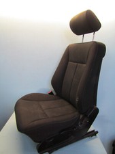 Mercedes Benz W210 E200 Sitz vorne links Fahrersitz Stoff Schwarz