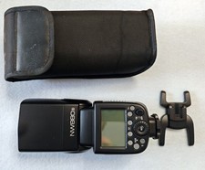 Blitz / Funk Blitzgerät NW-880s Systemblitze, (2 Stück!) für Sony Blitzschuh