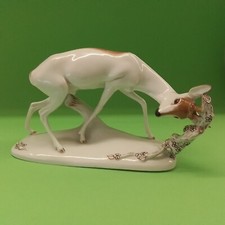 Augarten Porzellan figur "Rehbock, Fegend" Wien
