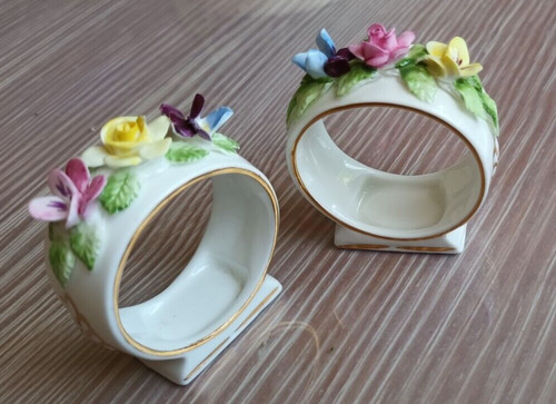 Serviettenhalter mit