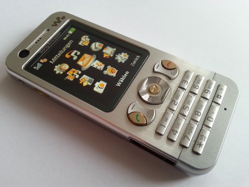 Sony ericsson w890i silber - sony,