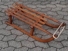 Alter Rodelschlitten