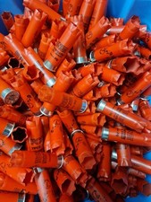 100 Hülsen Lug Nuts Radmuttern Abdeckung in Rot mit silberner Kappe