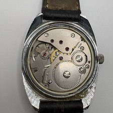 UT 6325 Uhrwerk funktioniert