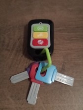 Happy Baby Meine ersten Autoschlüssel Spielzeug mit Sound 