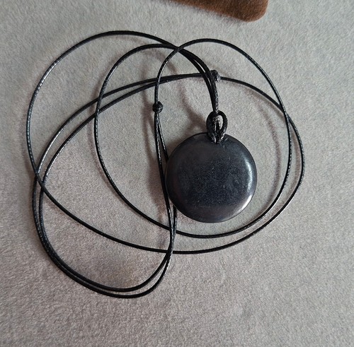 Schungit anhänger mit - schungit, kordel