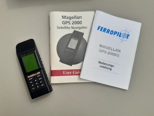 Magellan gps 2000 satellite - gps,