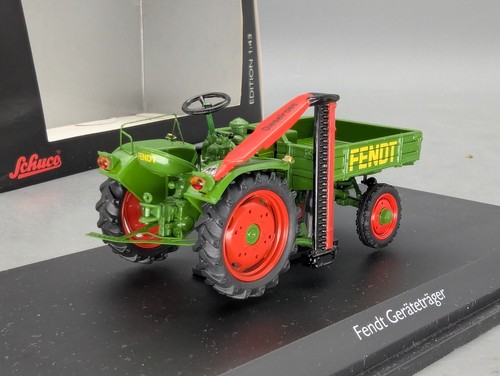 Traktor modell schuco - traktor,