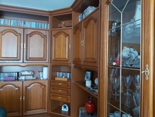 Wohnzimmerschrank