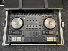 (SO4) Native Instruments DJ Controller Traktor Kontrol S4 MK3 mit Koffer
