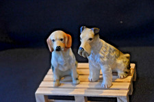 2 PORZELLAN  HUNDE  BONE