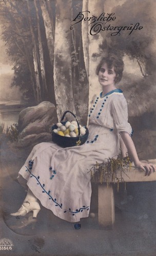 Foto ostern frau ostereier - ostern,